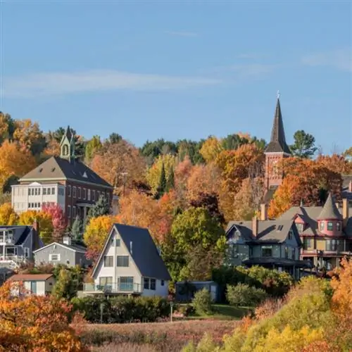 Бэйфилд, штат Висконсин, в осенней листве