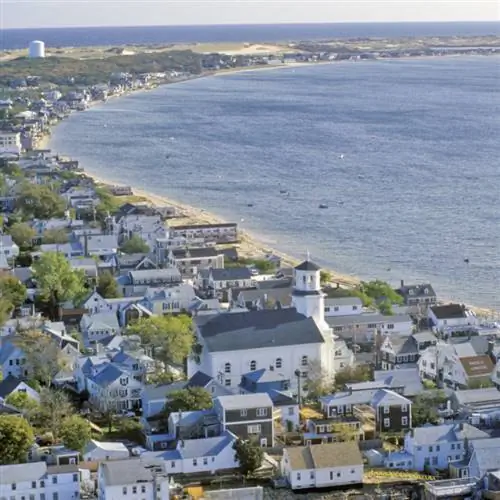 Вид с воздуха на Провинстаун, Массачусетс