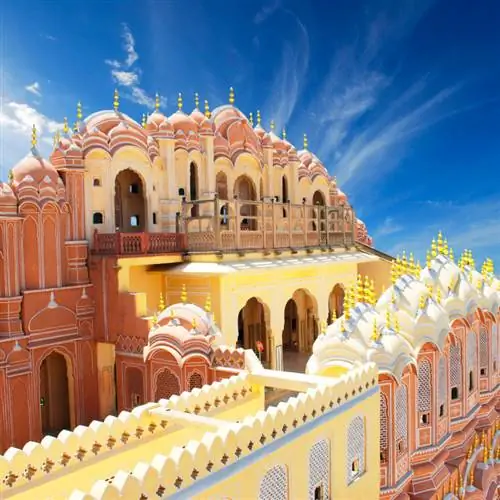 Розовые здания в Джайпуре, Индия