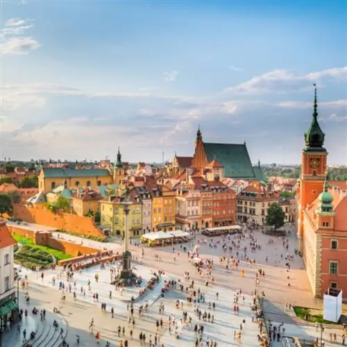 Главная площадь Варшавы, Польша