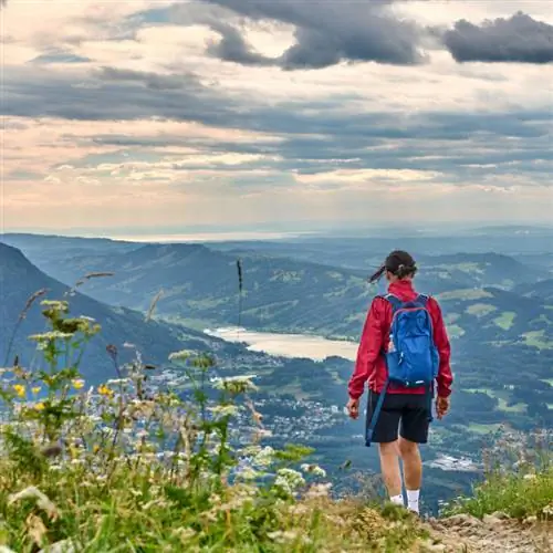 Мужчина в походе по Баварии, Германия