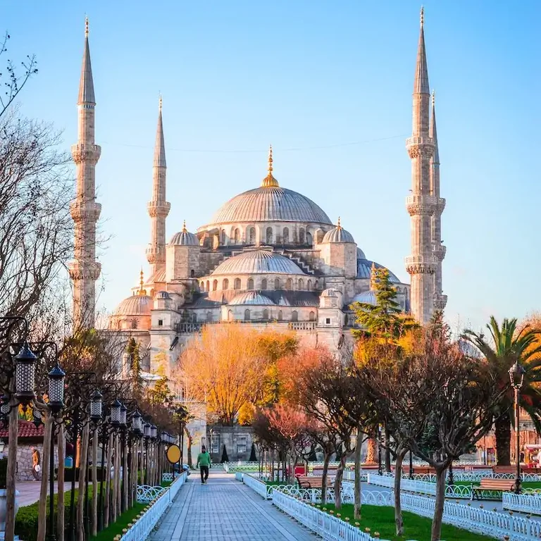 Голубая мечеть на площади Султанахмет, исторический полуостров Стамбула, Турция, Восточная Европа, Западная Азия