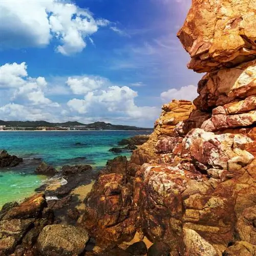 Красивый ярко-голубой океан в Лос-Кабосе, на тихоокеанском побережье Мексики, Латинская Америка