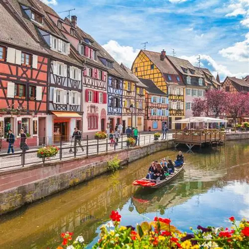 Район канала Маленькой Франции, в Страсбурге, Франция, Европа