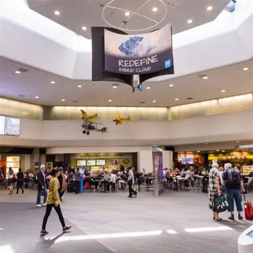 Международный аэропорт Франциско (SFO). SFO - главный аэропорт Сан-Франциско, Калифорния.