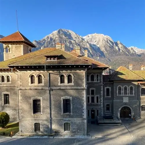 Замок Среда, Румыния