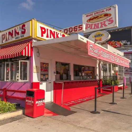 Ресторан Pink's Hot Dog в Лос-Анджелесе