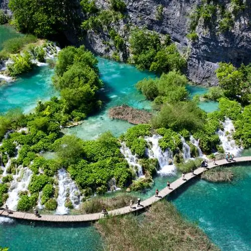 Плитвицкий национальный парк в Хорватии.