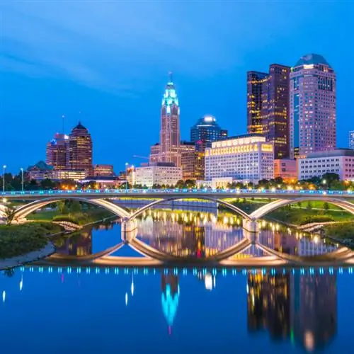 Колумб ночью