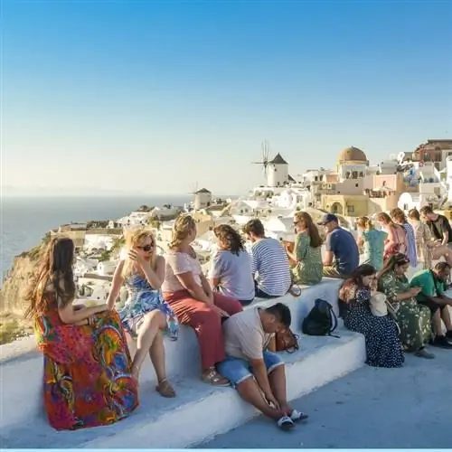 5-причин-почему-вам-не следует-посещать-Европу-этим-летом-1-1 (1)