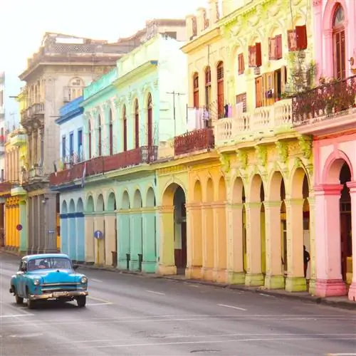 Красочные здания в Гаване, Куба
