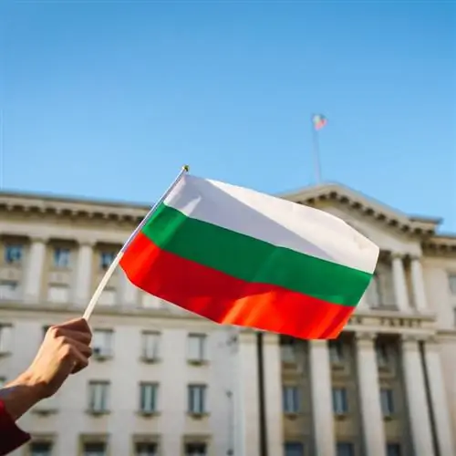 болгарский флаг