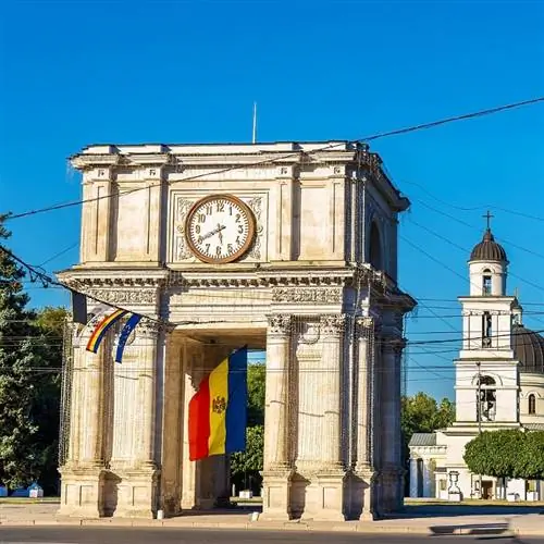 Триумфальная арка в Кишиневе, столице Молдовы, Восточной Европы