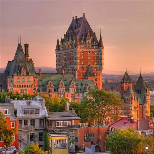 Отель Fontenac Castle в старом Квебеке, Квебек, Канада, Северная Америка