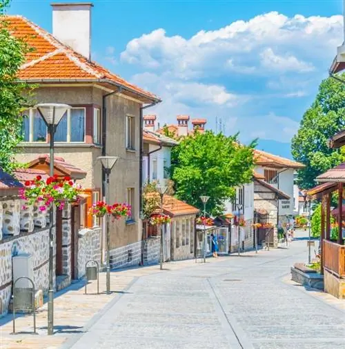 Банско, Булария, красивая улица