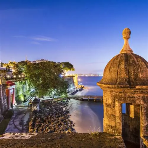 Пляж заката истории Пуэрто-Рико