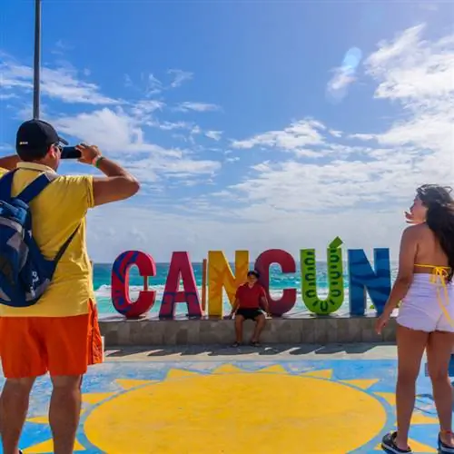 путешественники в Канкуне