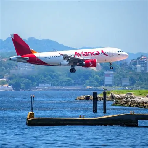 Самолет Avianca в Бразилии, Южной Америке