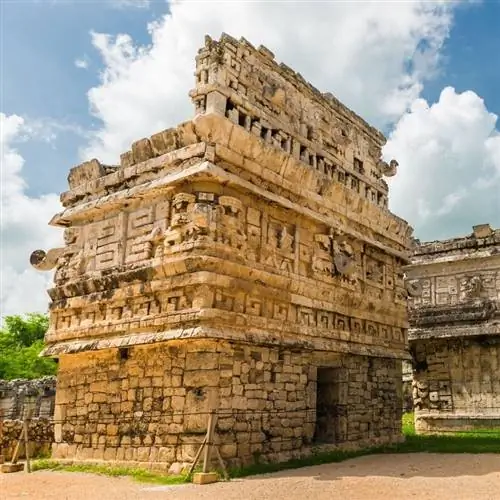 Руины майя в Чичен-Ице, Мексика