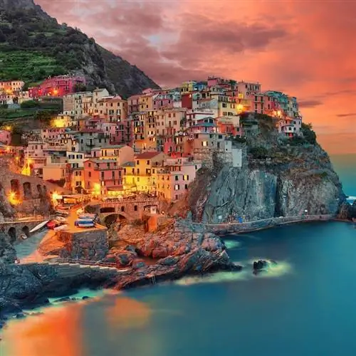 Манарола Италия (Чинкуе-Терре)