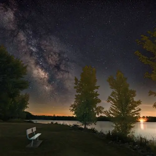 Млечный Путь над озером в Мичигане