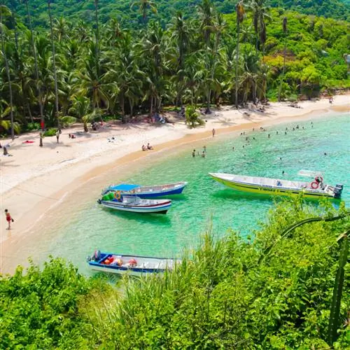 Национальный парк Тайрона в Колумбии (1)