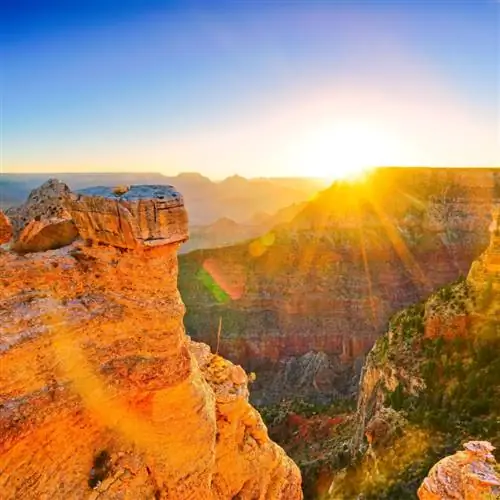 южный край национального парка Гранд-Каньон на рассвете.