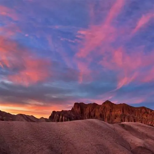 Золотой каньон в Долине Смерти, Калифорния.