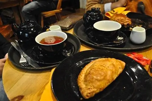 Путеводитель для гурманов West Cornwall Pasty Company по Кембриджу Путеводитель для гурманов West Cornwall Pasty Company по Кембриджу