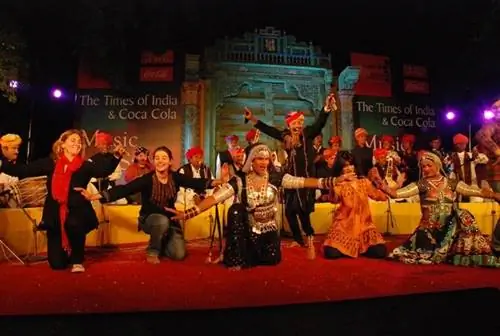 вечернее выступление Джайпурского литературного фестиваля 2011 года в Джайпуре, Индия