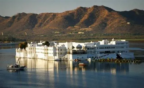 Taj Group Lake Palace Hotel, Удайпур, Раджастхан, Индия