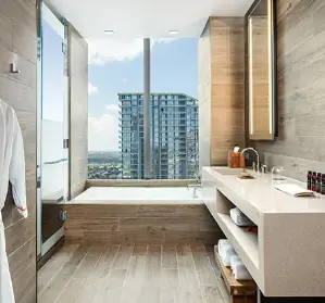 Winnipeg’s Inn at the Forks for Great Rooms & Спа-процедуры