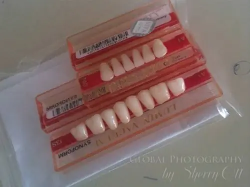 зубы доставили в офис