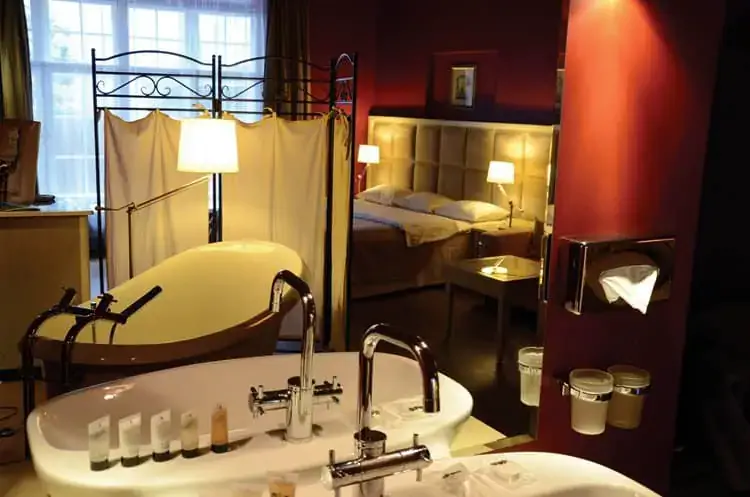 Merchants Suite Tallinn Встреча современности и средневековья в отеле Merchants House в Таллинне