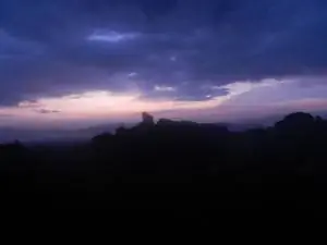 восход солнца на пик Элдер в Китае