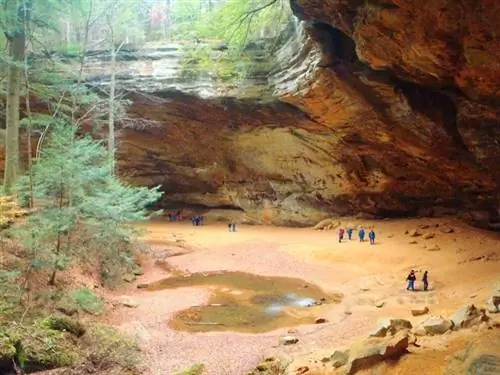 пепельная пещера