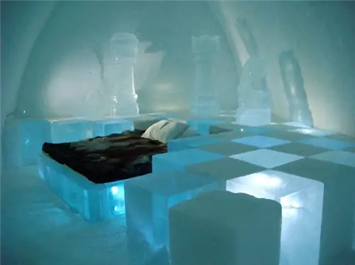 Шведский ICE HOTEL в маленькой деревне Юккасъярви