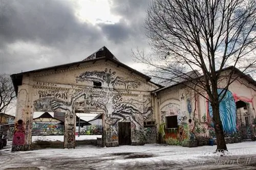 граффити здание