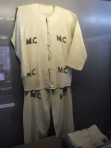 Униформа заключенных в тюрьме Ханой Хилтон Хоа Ло, Вьетнам