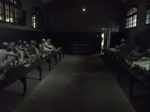 клетки в тюрьме ханой хилтон хоало во вьетнаме