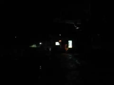 Более 10 000 ступеней на пик Адама в гористой местности Шри-Ланки