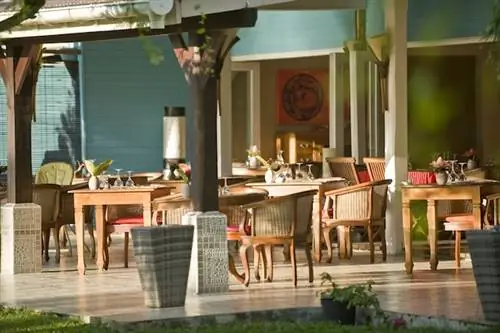 Ресторан отеля Raiatea Lodge