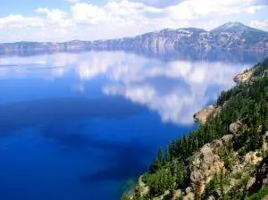 576014_crater_lake