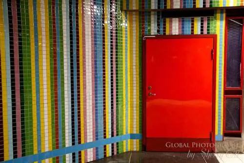 Радужная плитка