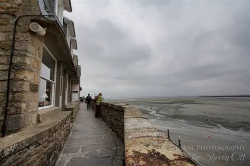 Стена Мон-Сен-Мишель