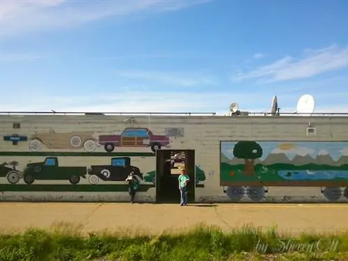 Железнодорожный вокзал по железной дороге