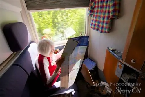 Поезд в Новую Шотландию