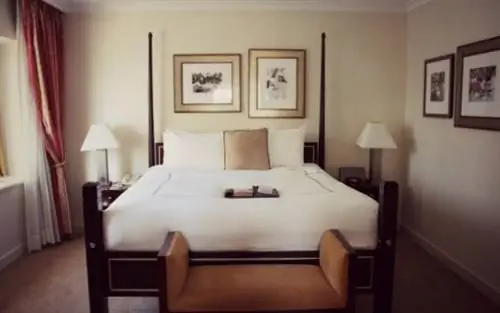 Джон Леннон и Йоко Оно во время «Ночи за мир», Монреаль, июнь 1969 года.