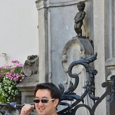 Писающий мальчик из Брюсселя