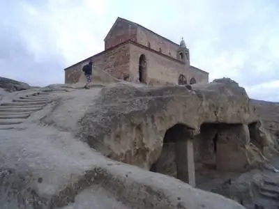 пещерный город уплисцих грузия